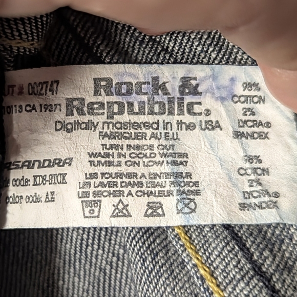 Rock & Republic Women's  Kassandra Low Rise Flare Dark Wash Denim Jeans Size 30 - Picture 12 of 15